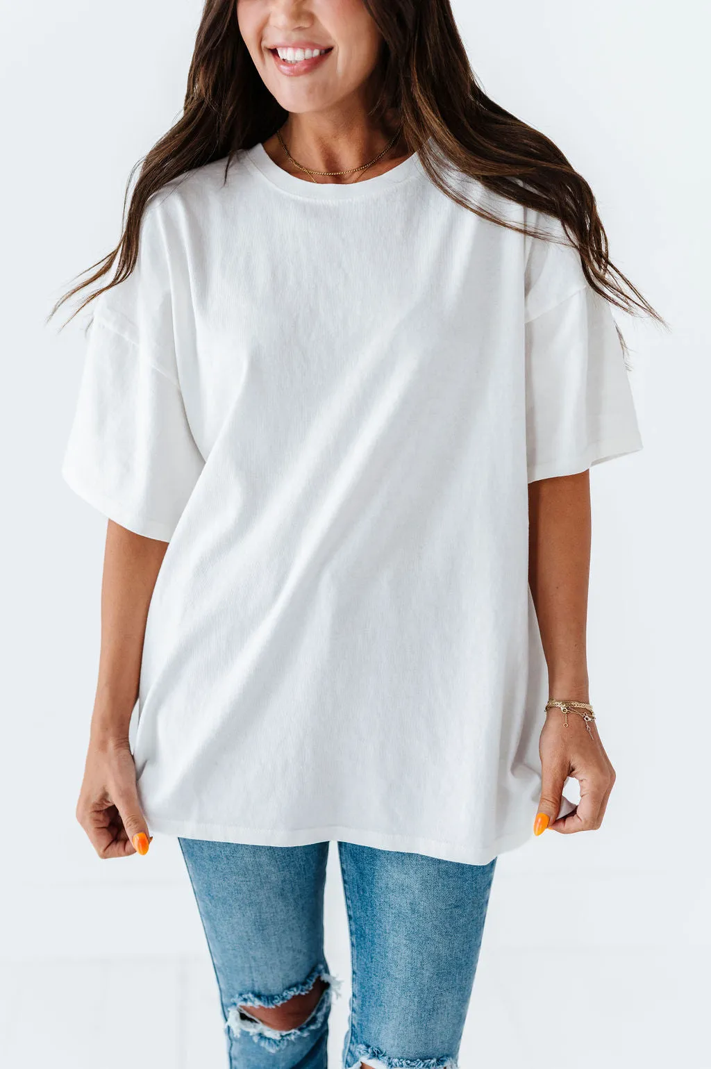 Lisa Oversized Boyfriend Tee in Off White - Size Medium Left