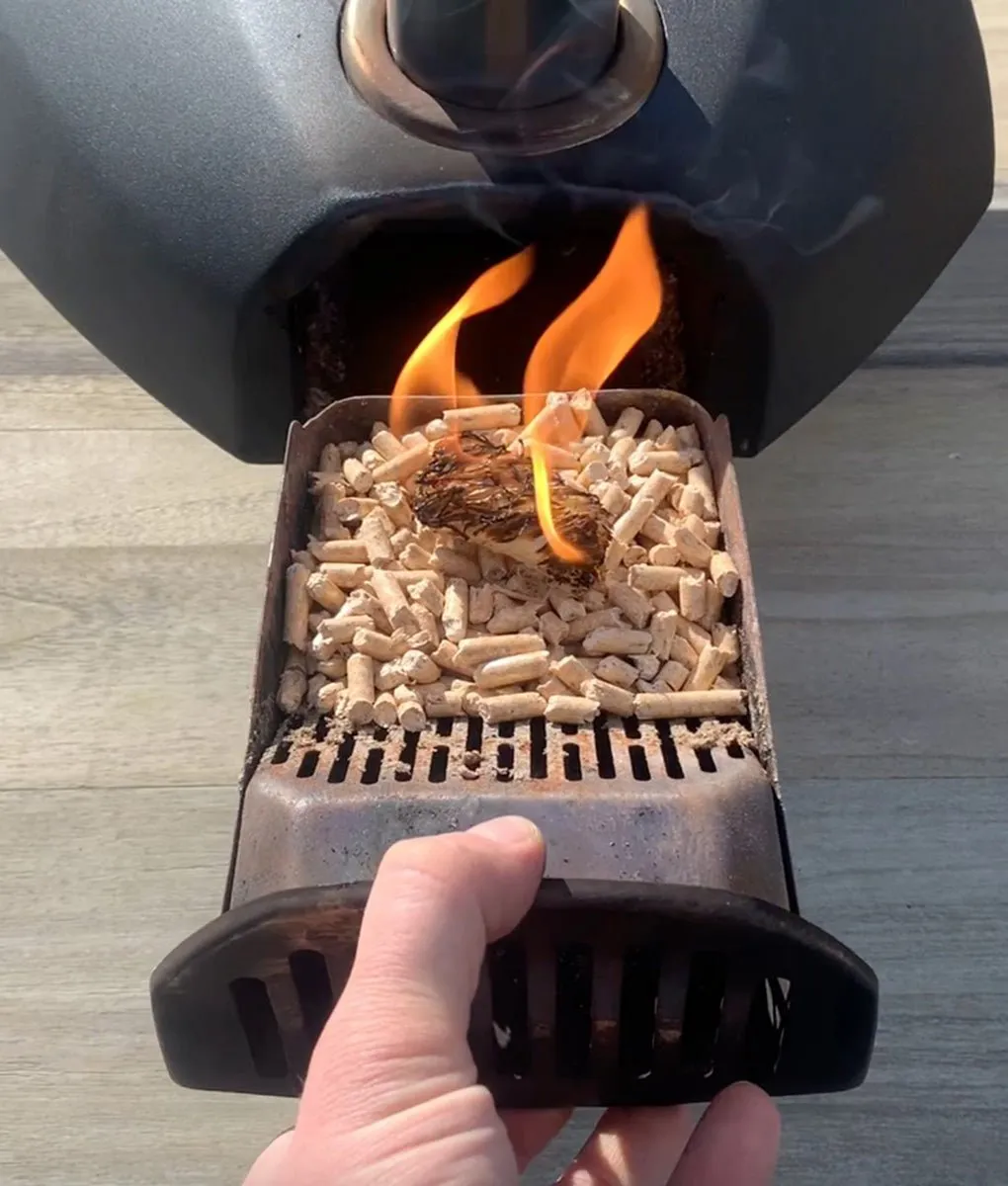Love Logs Pizza Oven Wood Pellets - Large