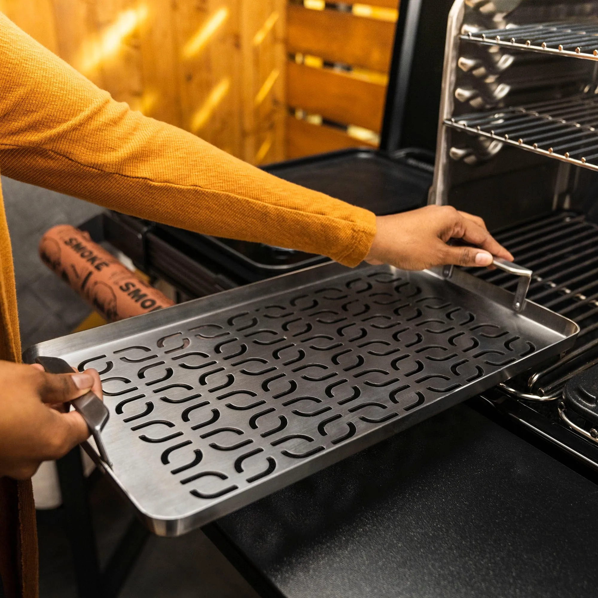 Traeger ModiFIRE Fish & Veggie Stainless Steel Grill Tray BAC610