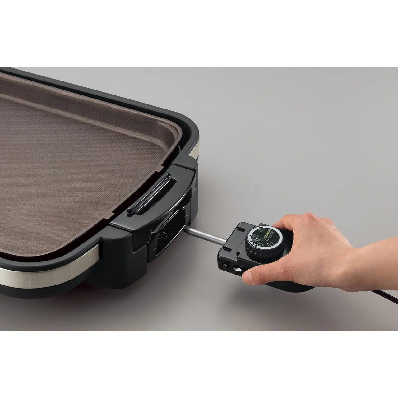 Zojirushi Gourmet Sizzler Tabletop Electric Griddle Teppanyaki EA-DCC10